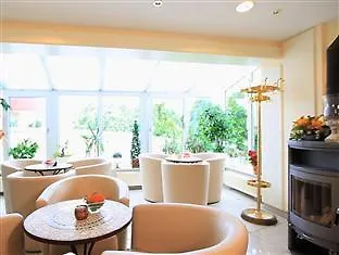 Hotell Adesso - Pay At On Arrival-ihr Automatenhotel In 3*