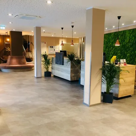 Adesso - Pay At On Arrival-ihr Automatenhotel In Hotell 3*