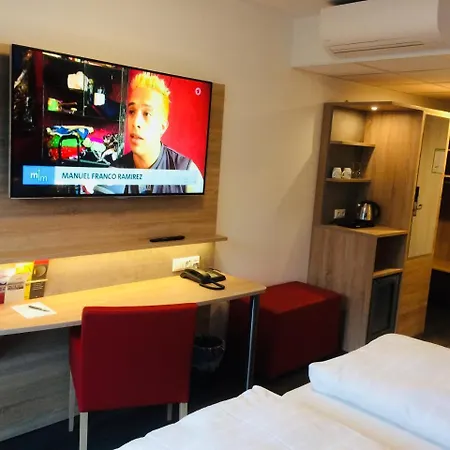Adesso - Pay At On Arrival-ihr Automatenhotel In Hotell