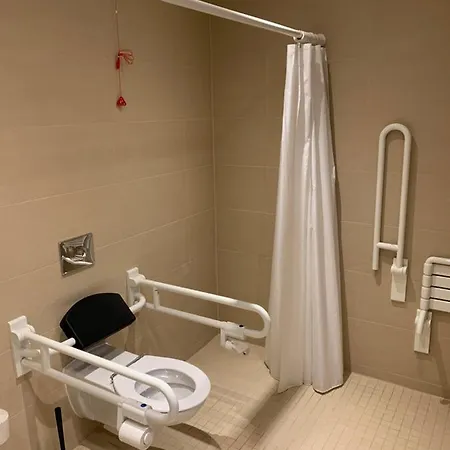 Hotell Adesso - Pay At On Arrival-ihr Automatenhotel In Göttingen