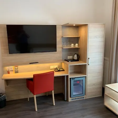 Adesso - Pay At On Arrival-ihr Automatenhotel In 3* Göttingen
