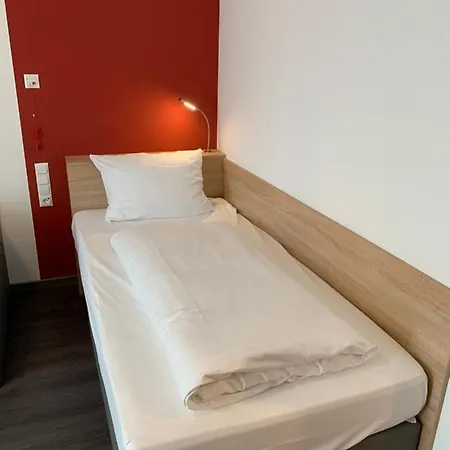 Adesso - Pay At On Arrival-ihr Automatenhotel In 3*
